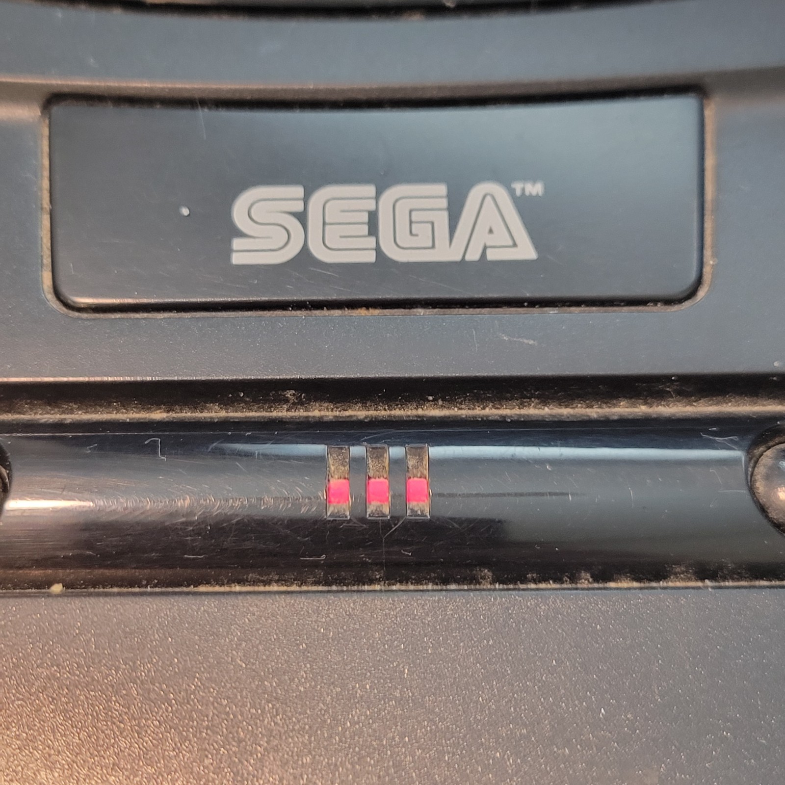Sega MK-1631 Genesis 1 Console plus some cables