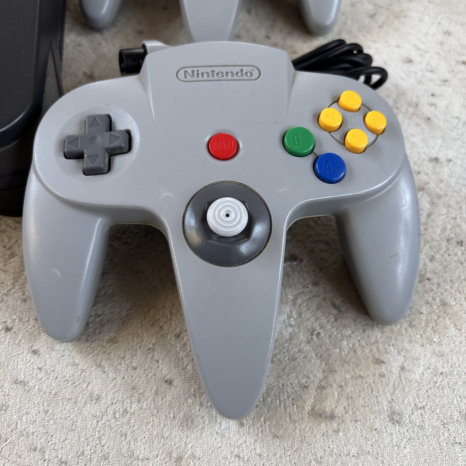 Nintendo 64 N64 OEM Console Complete Bundle with OEM Controllers And Av Cord
