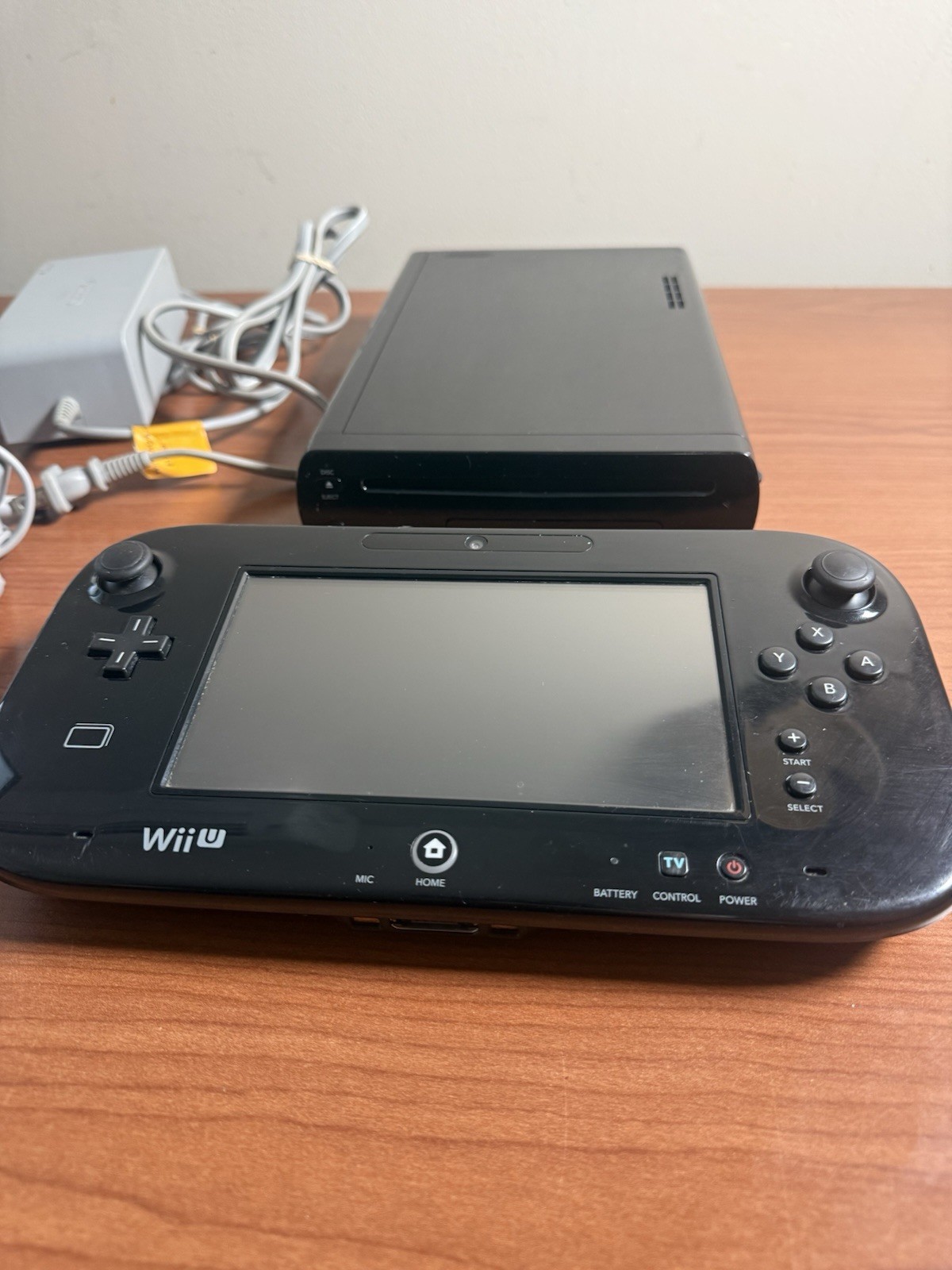 Nintendo Wii U 32GB Console Deluxe Set – Black W Cords