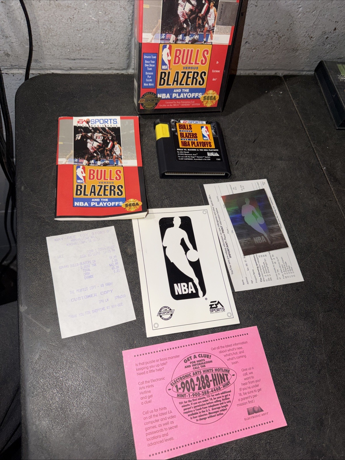 Bulls vs. Blazers and the NBA Playoffs (Sega Genesis, 1993) Includes 1 In 50,000