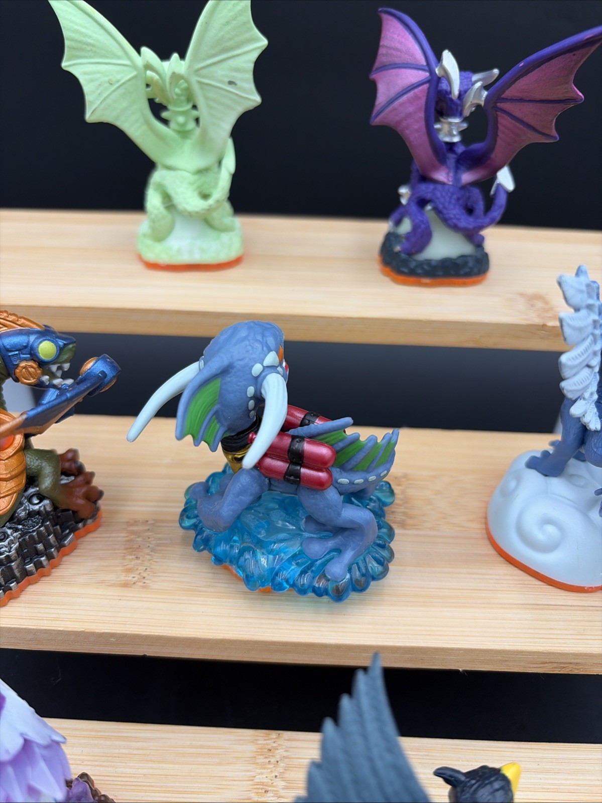 Skylanders Giants Lot Flashwing Drobot Cynder Zap Sonic Boom Jet Vac Orange Base