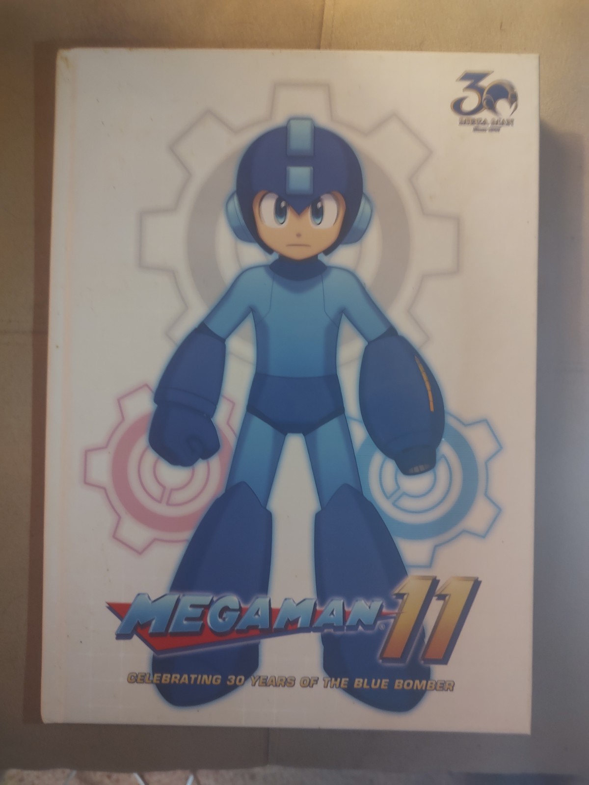 MEGA MAN 11 30 YEAR COLLECORS EDITION STRATEGY GUIDE PS4 MIGHTY NO 9 POSTER