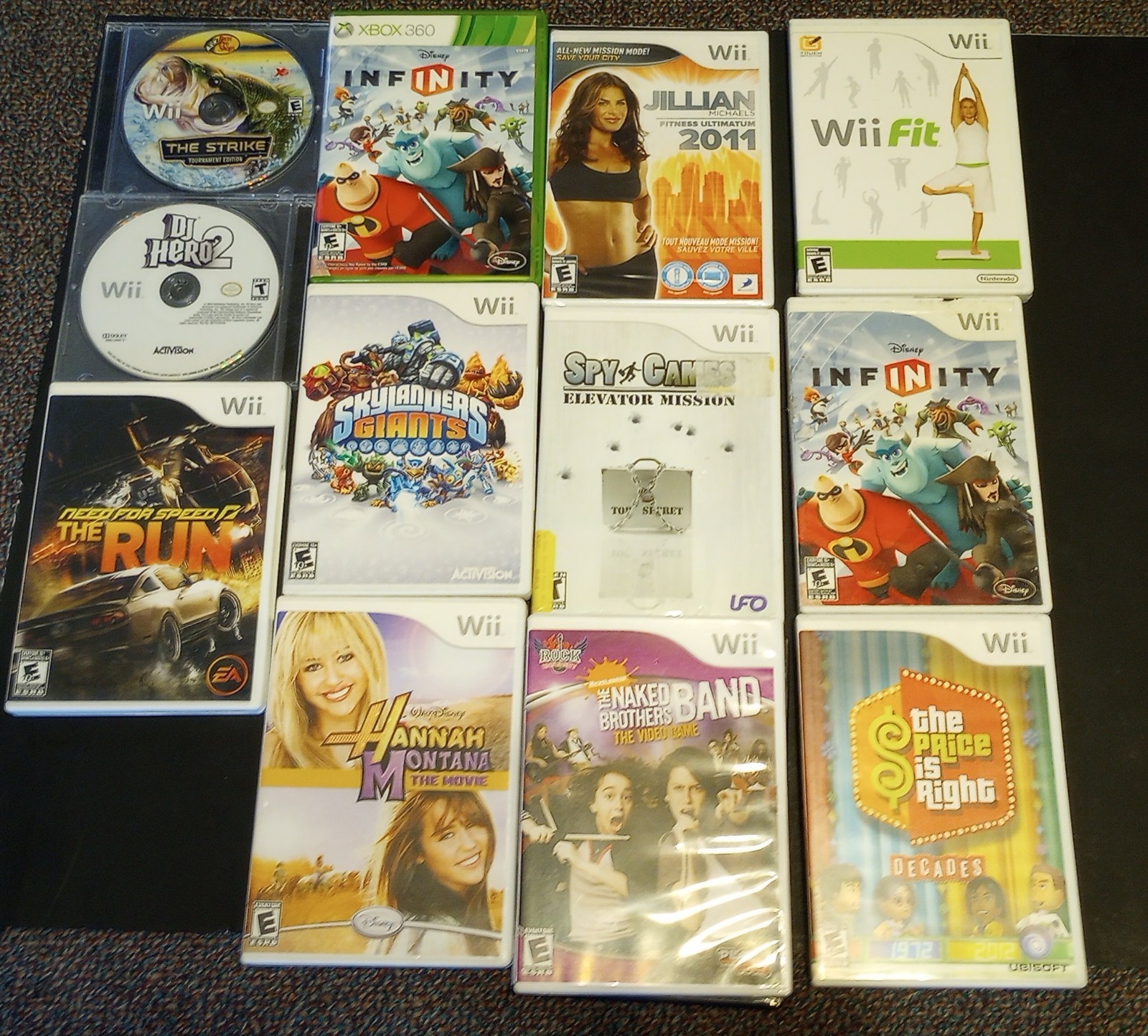 Nintendo/Microsoft Mixed Video Game Lot Wii/Wii U/PS4/Xbox 360 Kinect 57 Games.