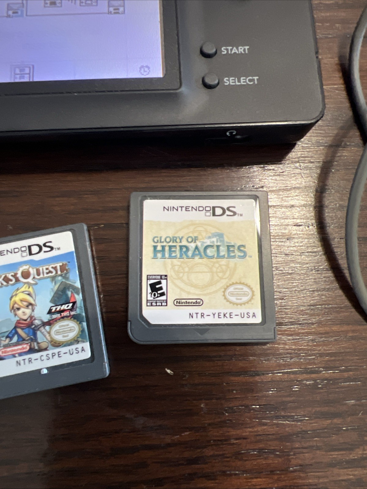 Nintendo DS Lite Onyx Black Console w/ Stylus, 3 Games And Charger. Tested