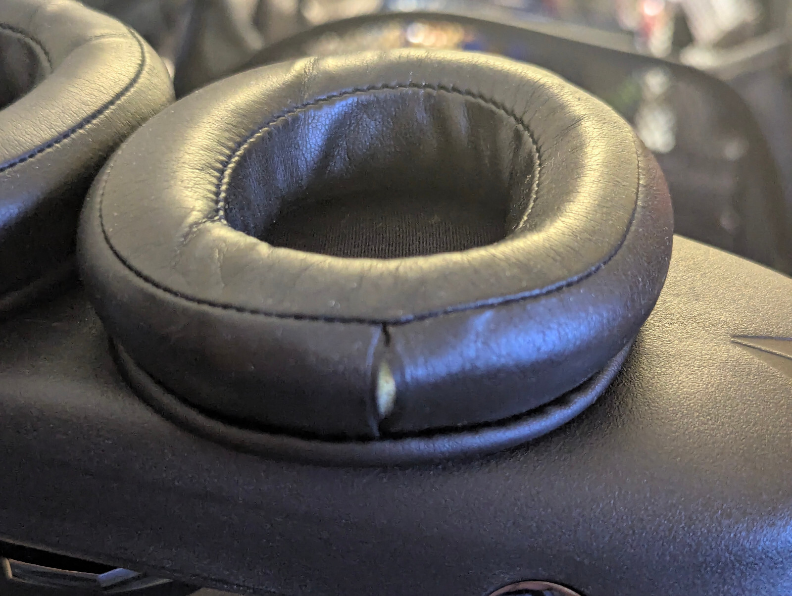 SteelSeries Arctis Pro Black Soft Synthetic Leather + Memory Foam Ear Cushions