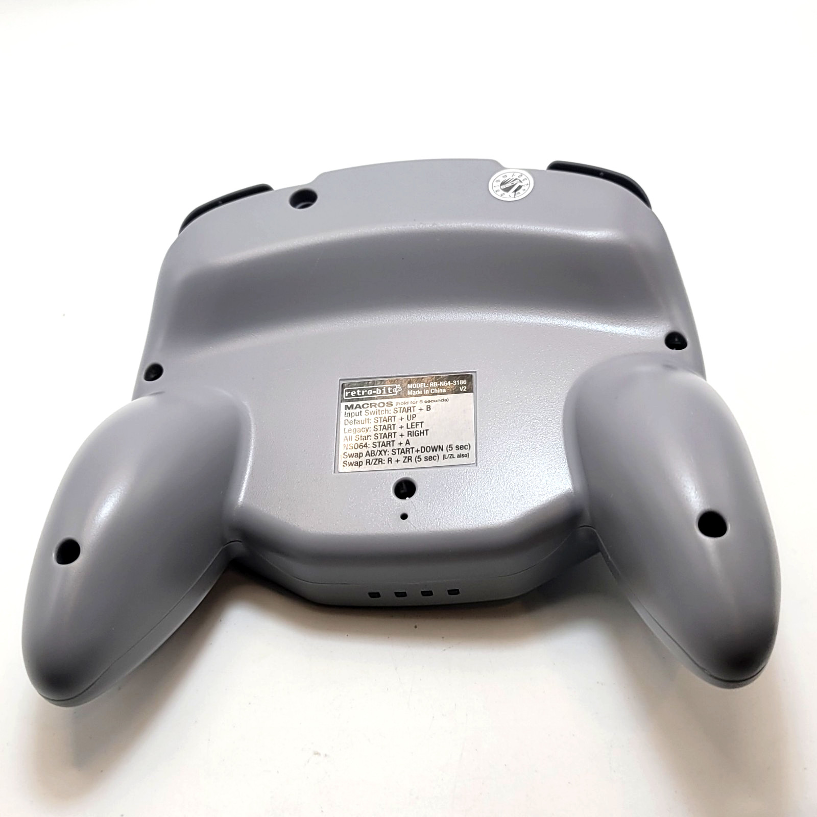 Tribute64 2.4GHz Wireless Controller for N64, Switch, and USB – Classic Gray
