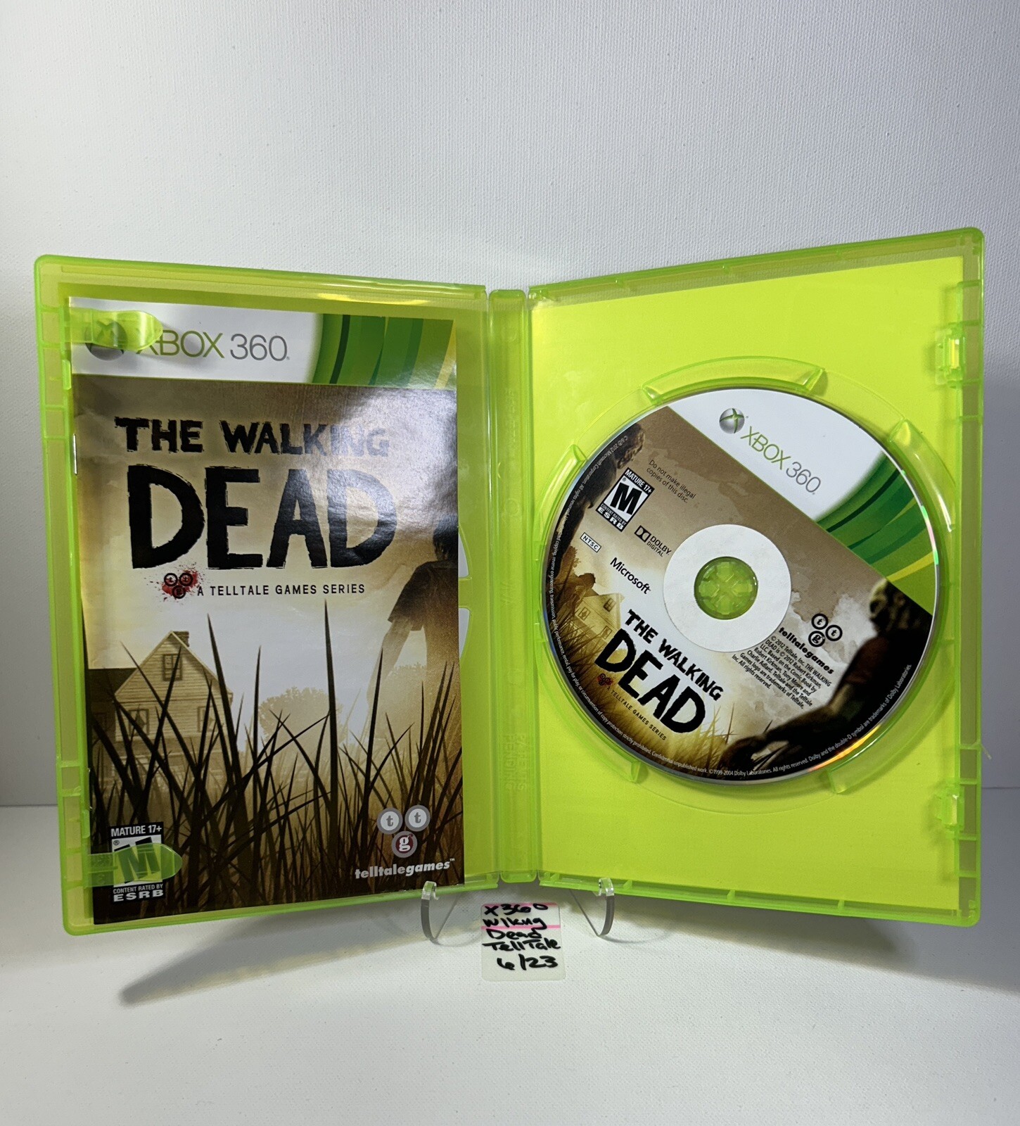The Walking Dead: A Telltale Games Series (Microsoft Xbox 360, 2012) COMPLETE