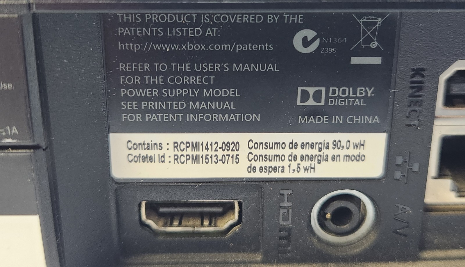 Xbox 360 E (Model 1538) with 12 Games + 4 Controllers – Works