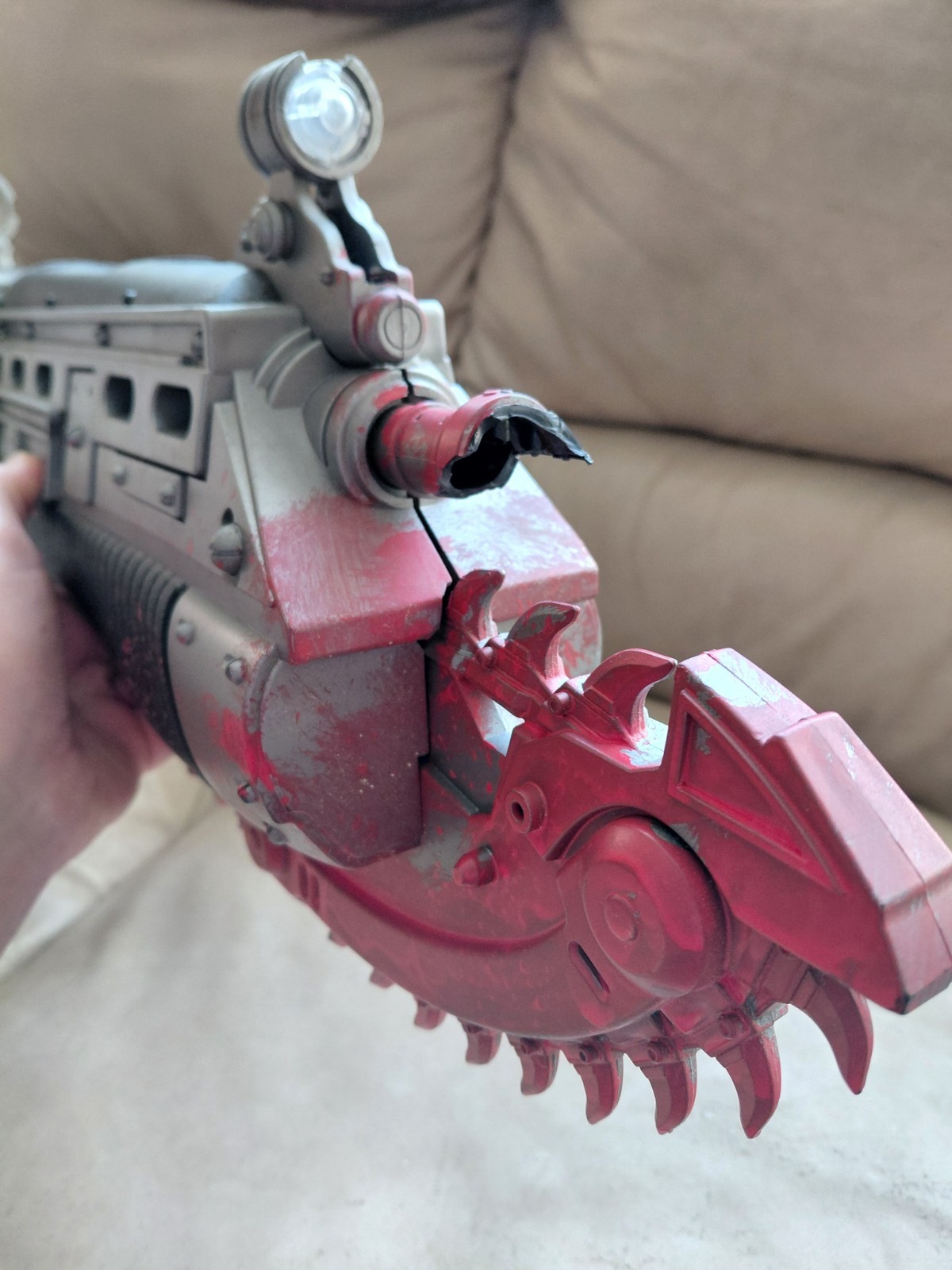 NECA Gears Of War Lancer Replica 2008 – Bloody Lancer – 36″ Full Size Prop