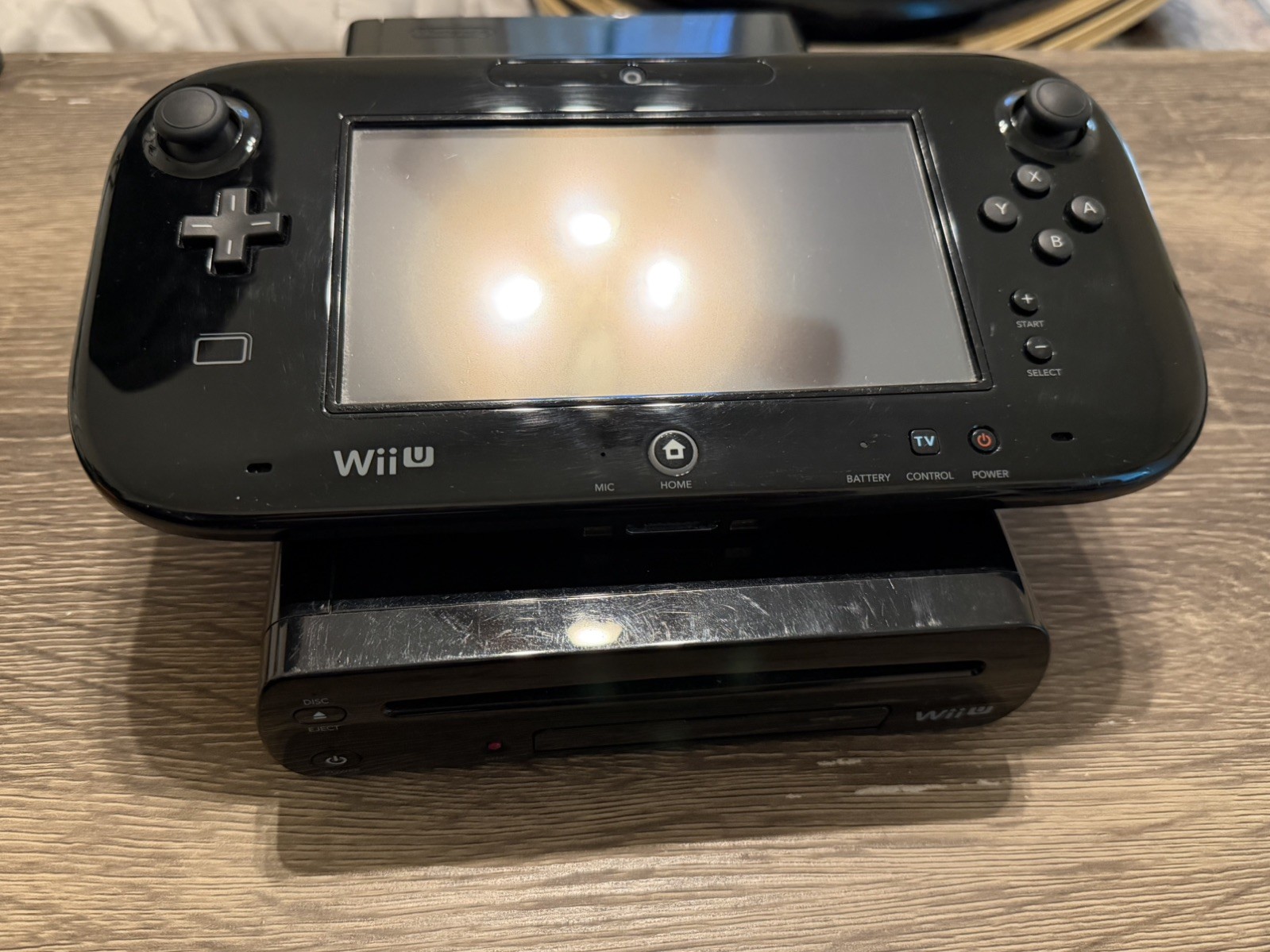 Nintendo Wii U Black 32GB Console / GamePad / Cables (Tested!) – READ
