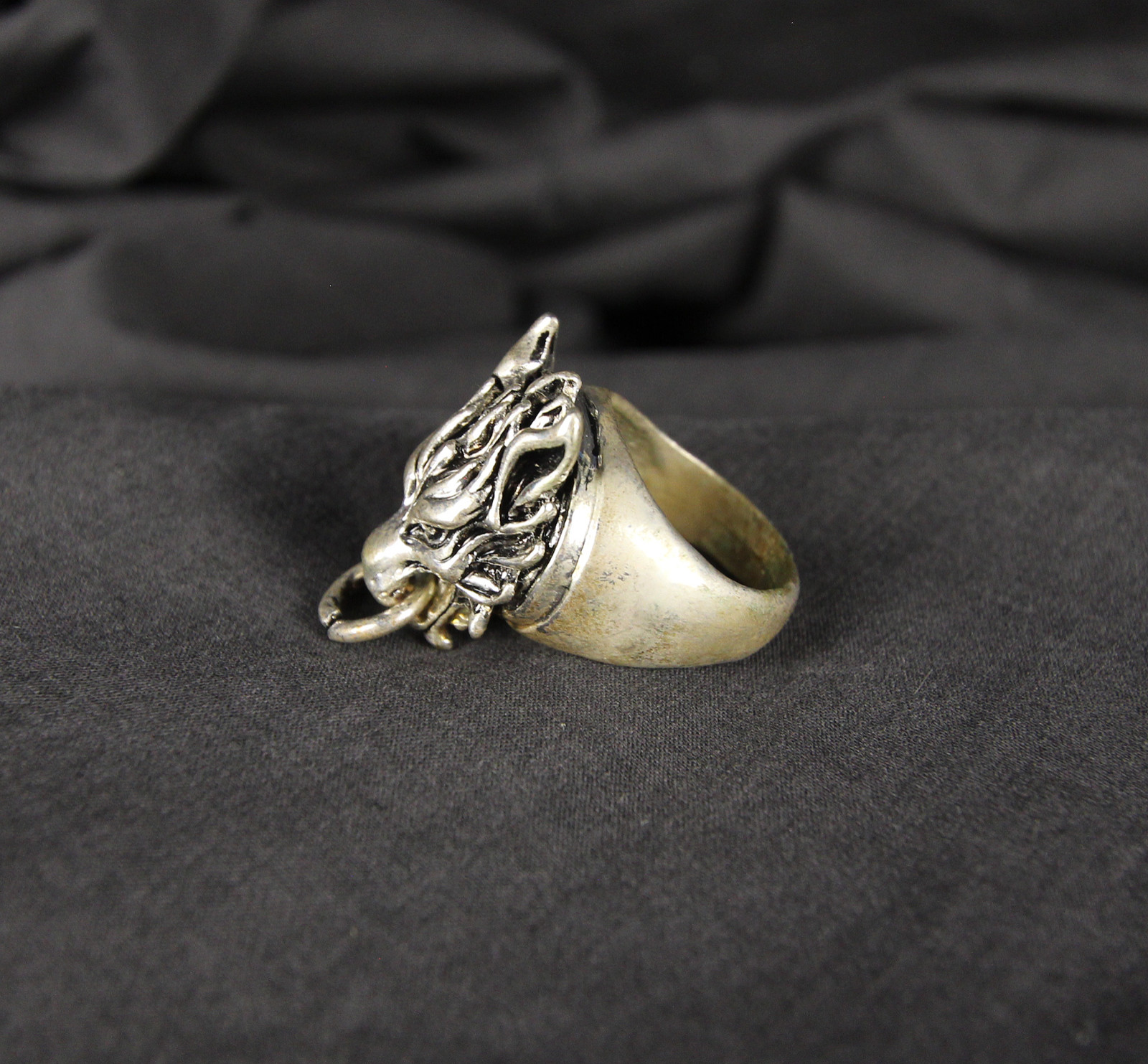 Final Fantasy VII Cloud Strife Cloudy Wolf Ring Replica Ring Unbranded – New