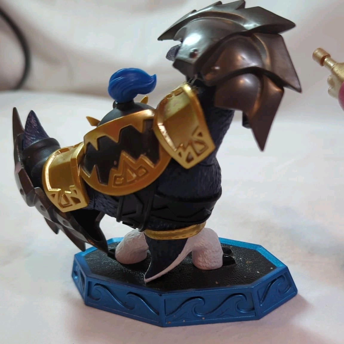 Activision Skylanders Giants Figures Lot 4 Robot Dragon Penguin Girl Empire