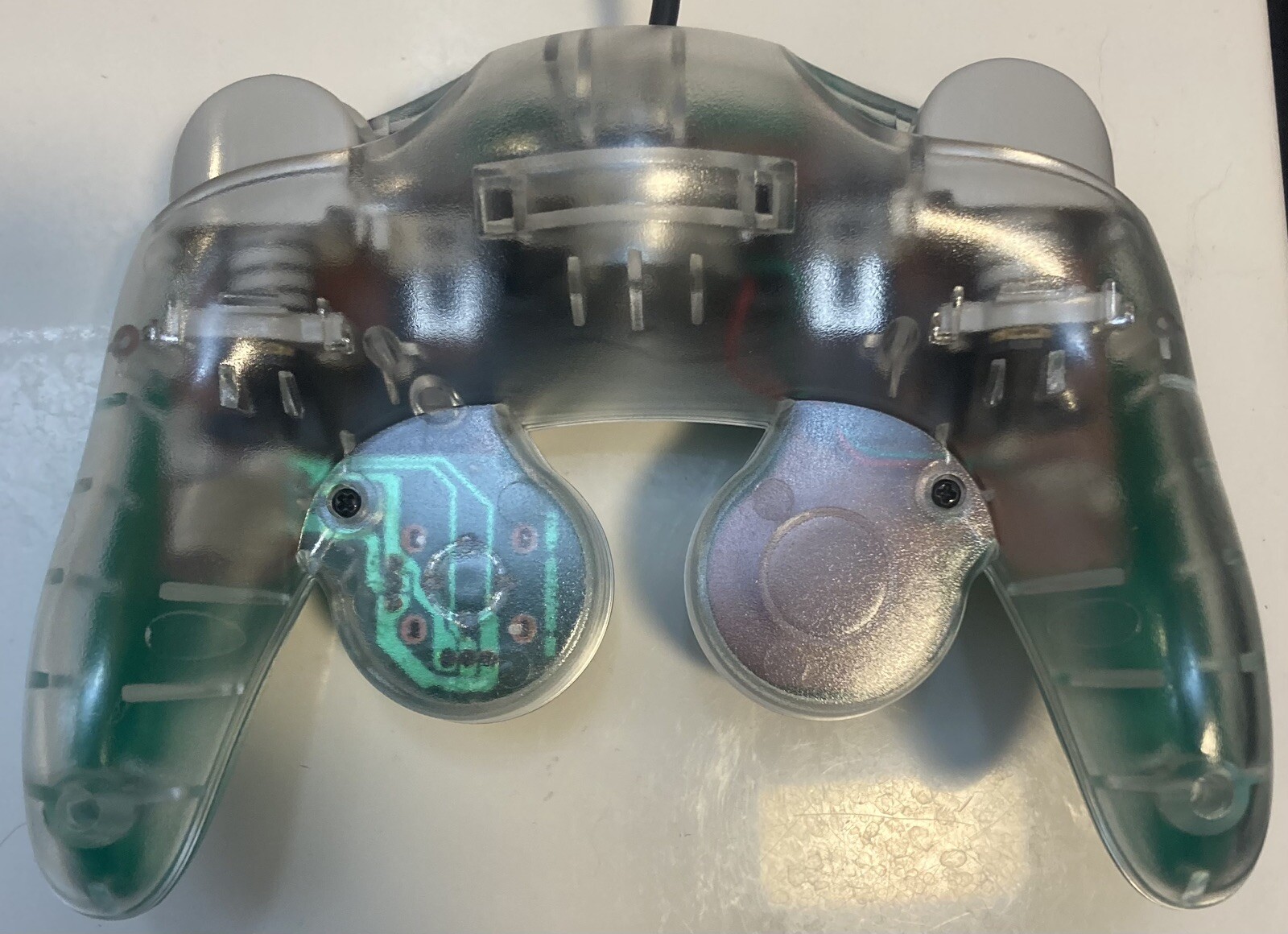 Nintendo GameCube Controller – Conductive WHITE (glow in the dark)