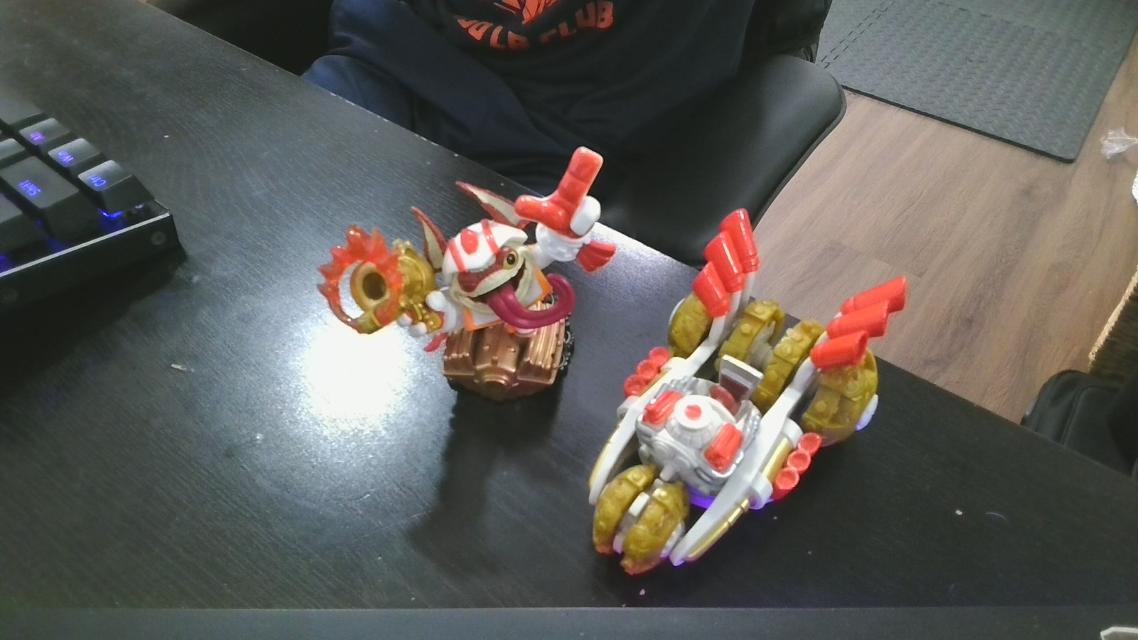 Double Dare Trigger Happy with Gold Rusher Supercharger Sklander and Vehicle