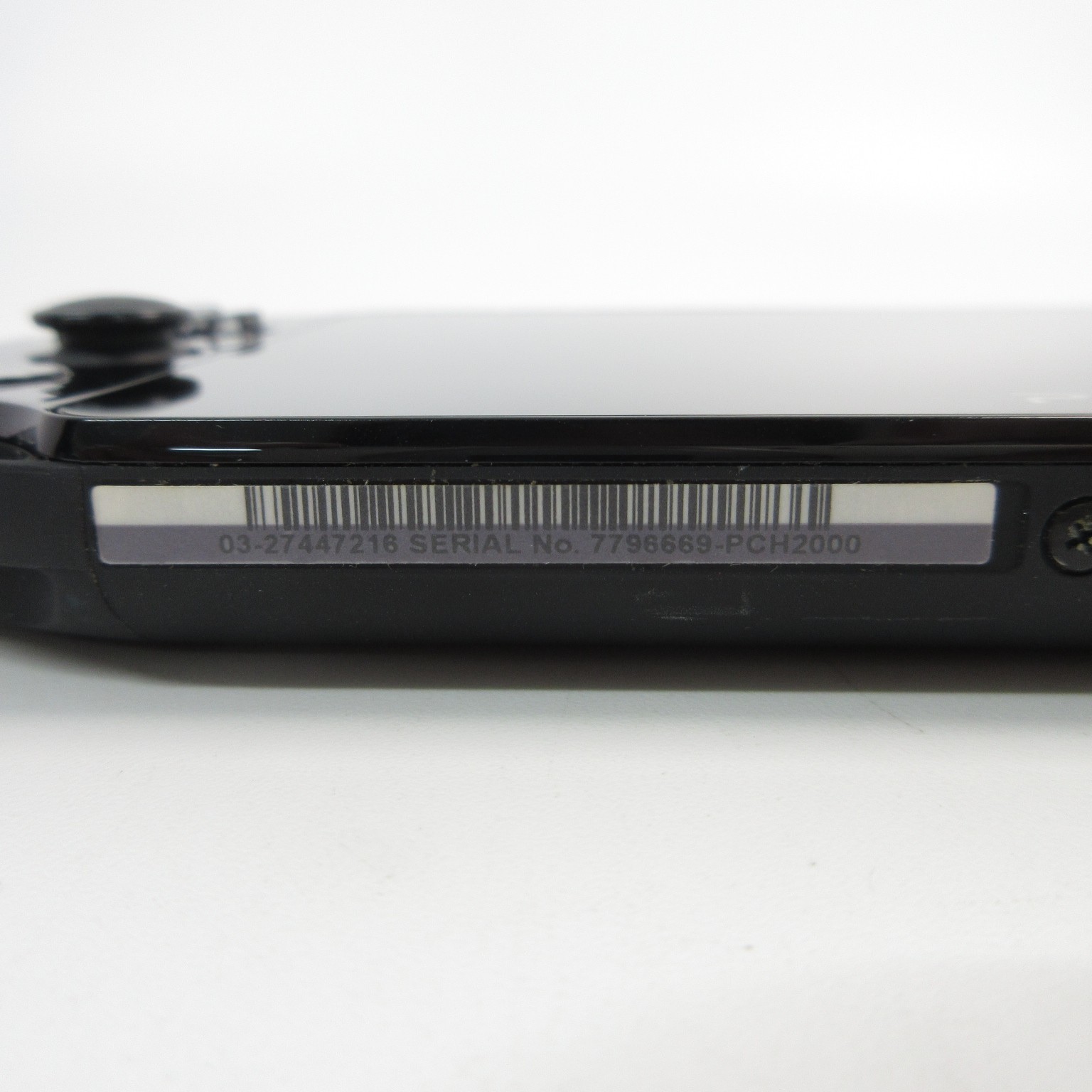 【Excellent】Sony PS Vita PCH-2000 Black Wi-Fi Model Console #TOY08/0617/06