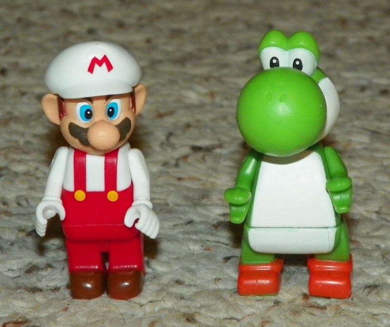 MEGA BLOKS – Super Mario Bros. – Mario & Yoshi – Mini Figures / Mini Figs