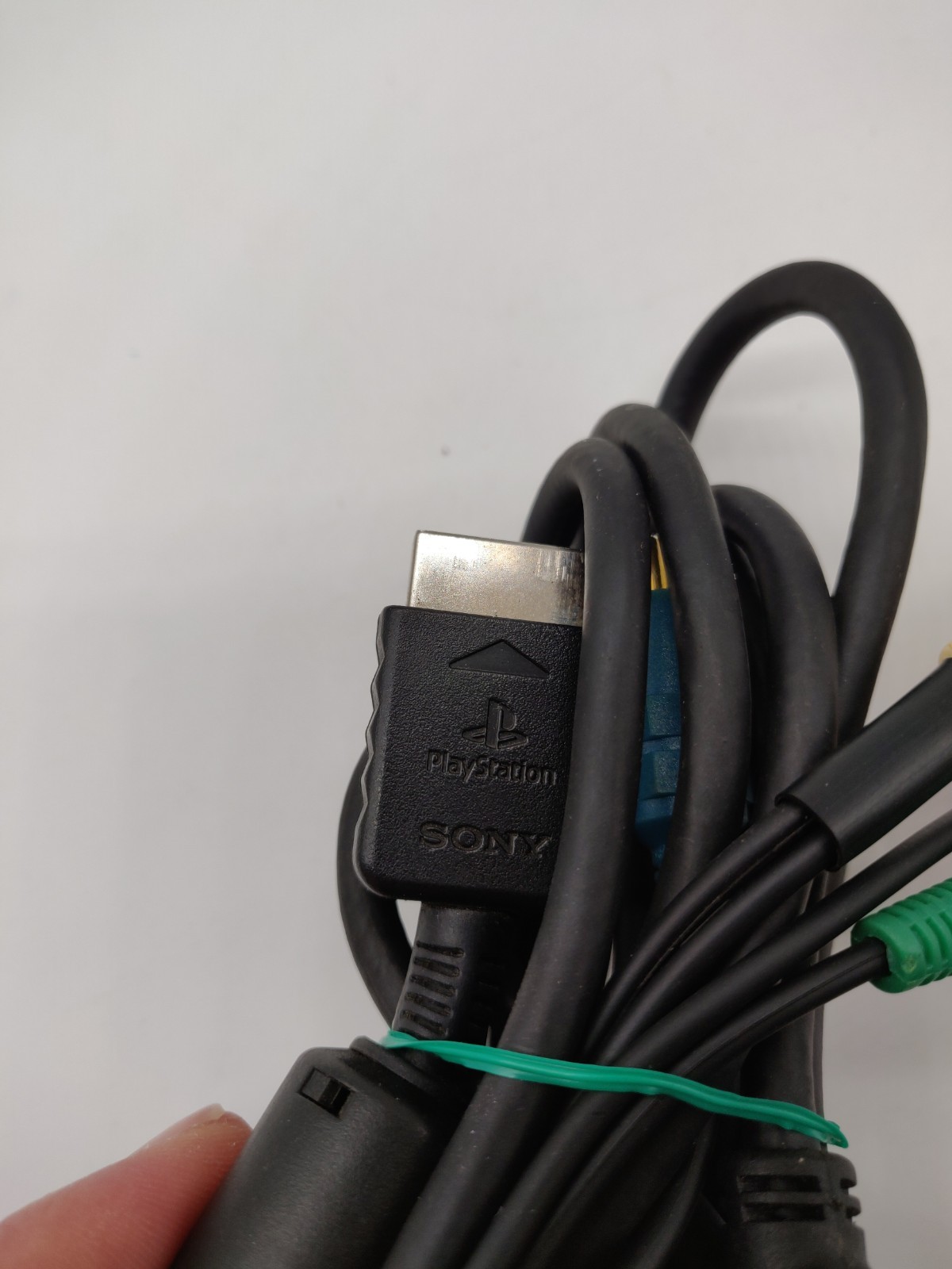 Official Sony Playstation 2 3 PS2 PS3 HD Component AV Cable SCPH-10100 Authentic