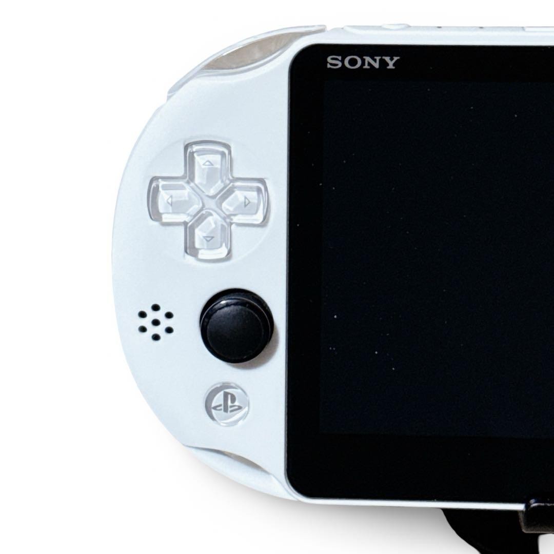 PlayStation Vita PCH-2000 Glacier White Wi-Fi Console Complete Set
