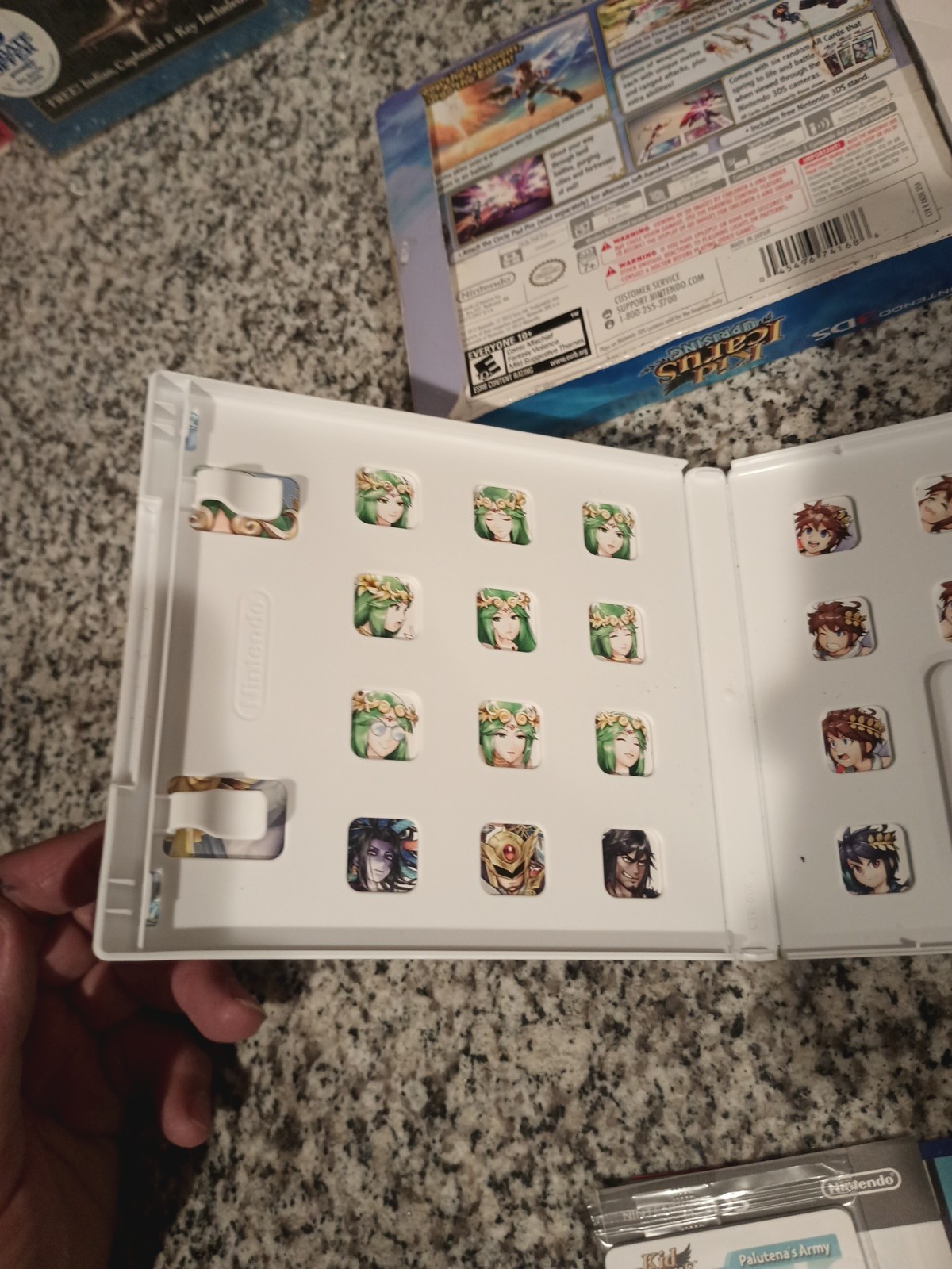 Kid Icarus Uprising nintendo 3DS original case manual Cards