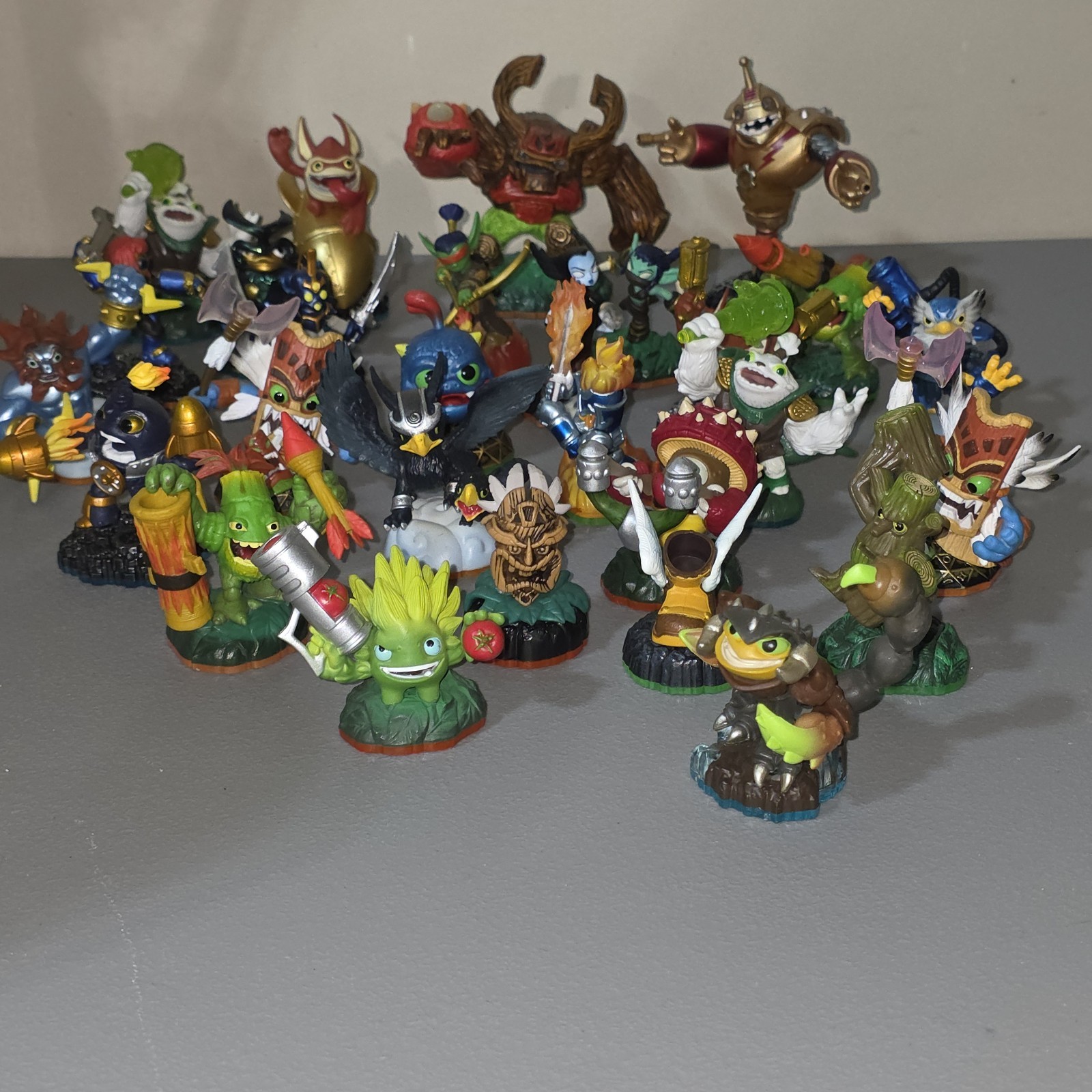 Activision Skylanders Lot (28) Giants, Spyro’s Adventure, Trap Team, SWAP Force