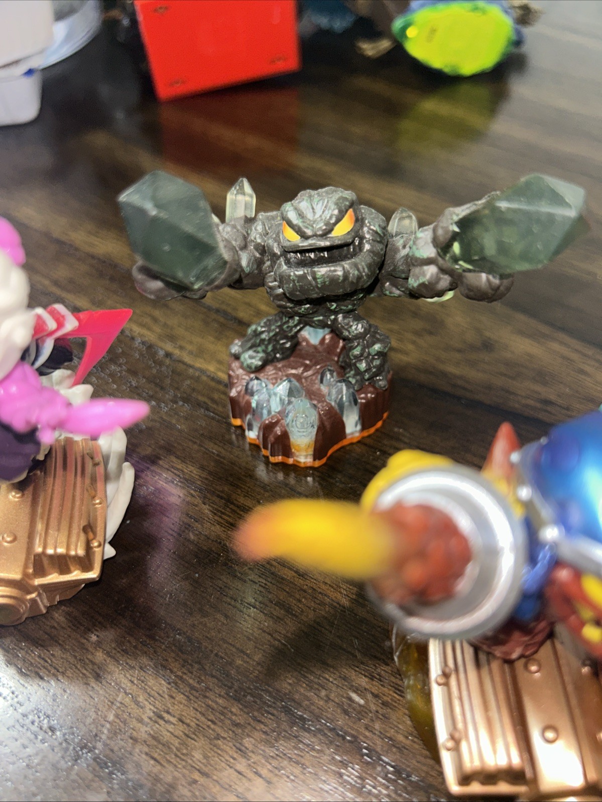 Skylanders SuperChargers Lava Lance, Super Shot Stealth Elf And Friends 7 Pieces