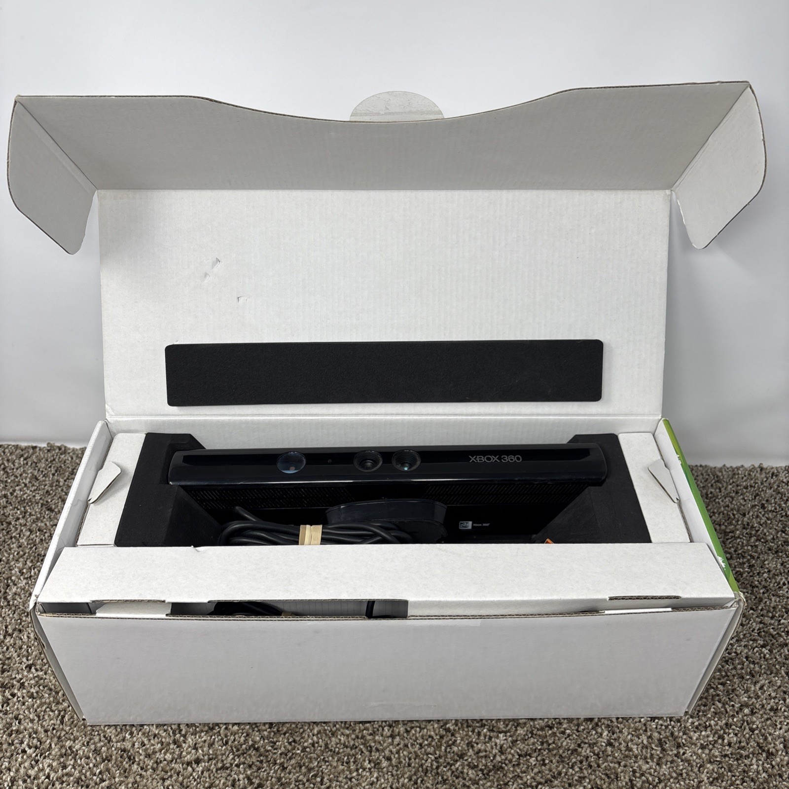 XBOX 360 Kinect Motion Sensor & Camera With Box No Game Tested