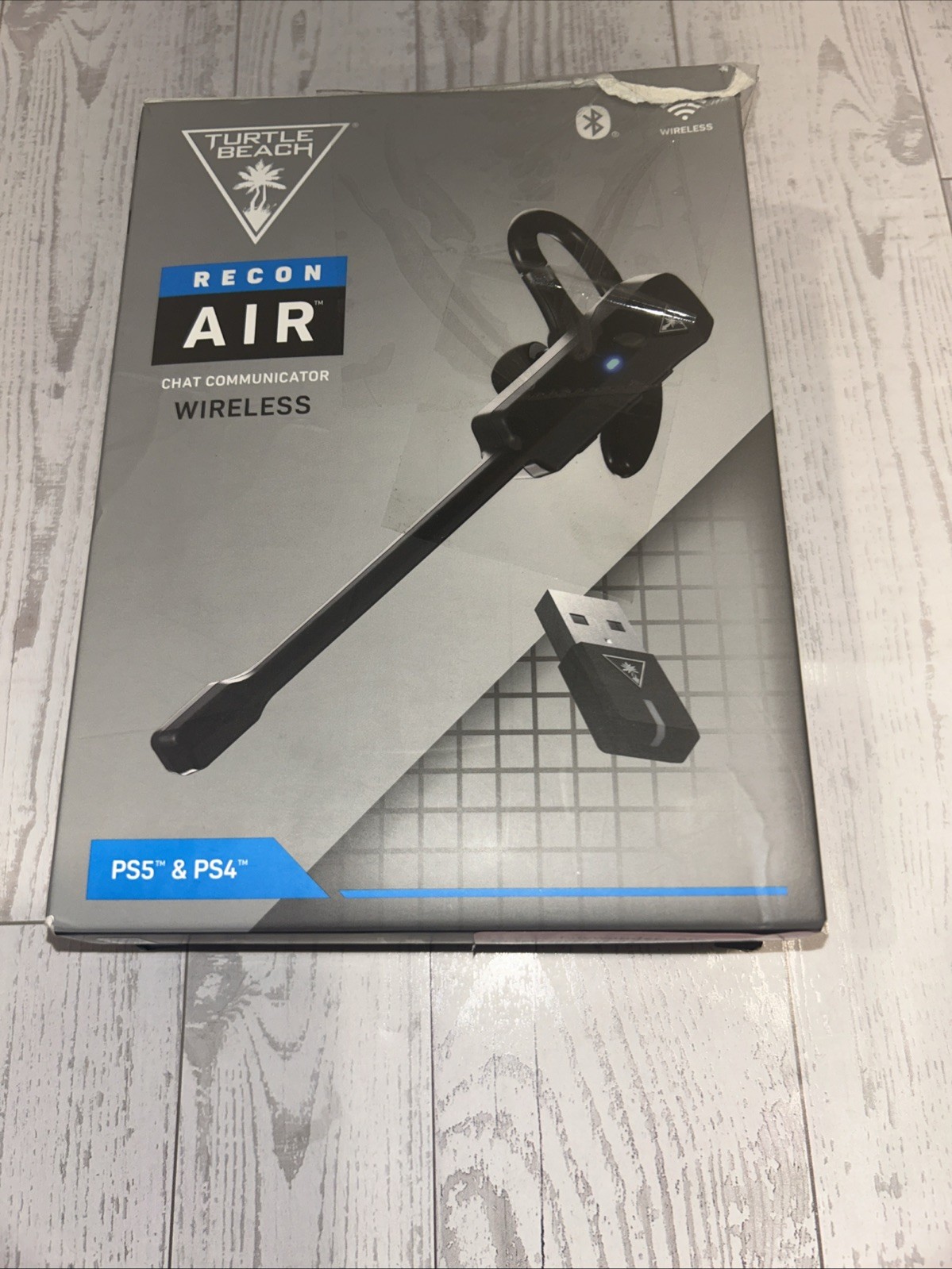 Turtle Beach Recon Air wireless chat communicator designed for PlayStation 4 & 5