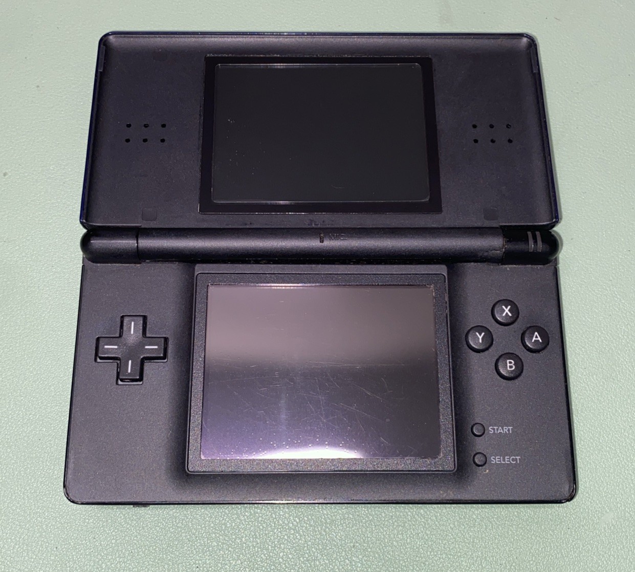 Nintendo DS Lite Blue(USG-001) W/3 Games, Stylus, Charger, Case READ