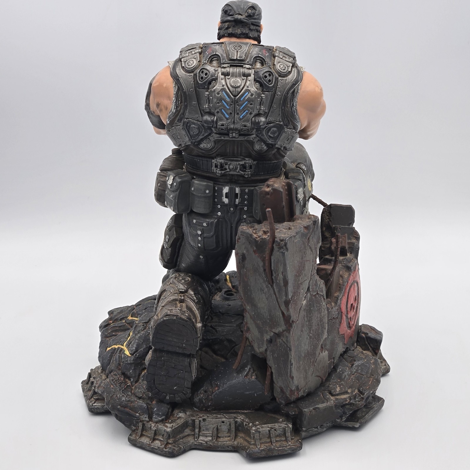Epic Game Gears of War 3 Marcus Fenix Figure Limited Edition Statue NO GUN