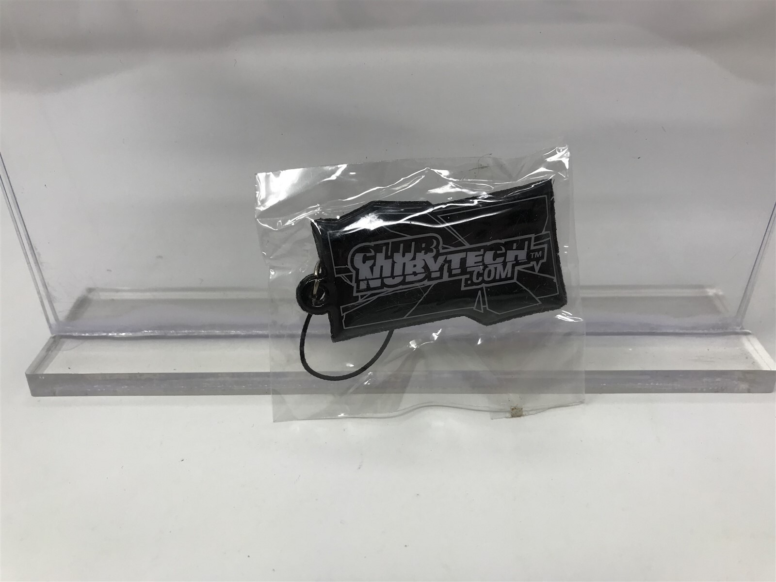 Club NubyTech Zipper Pull / Cleaner Phone Camera Tablet Black – Promotional