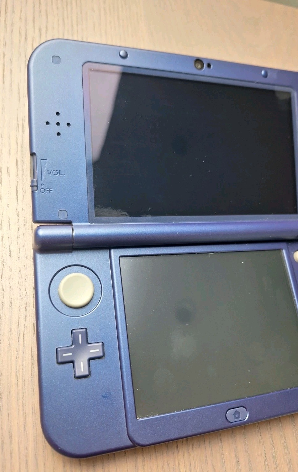 New Nintendo 3DS XL Metallic Blue Charger + 32GB SD Card | Region Free TOP IPS