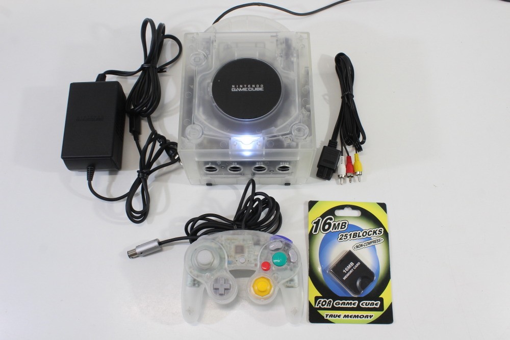 Nintendo Gamecube Clear White Console Controller AC AV Memory Card NTSC-U/C US