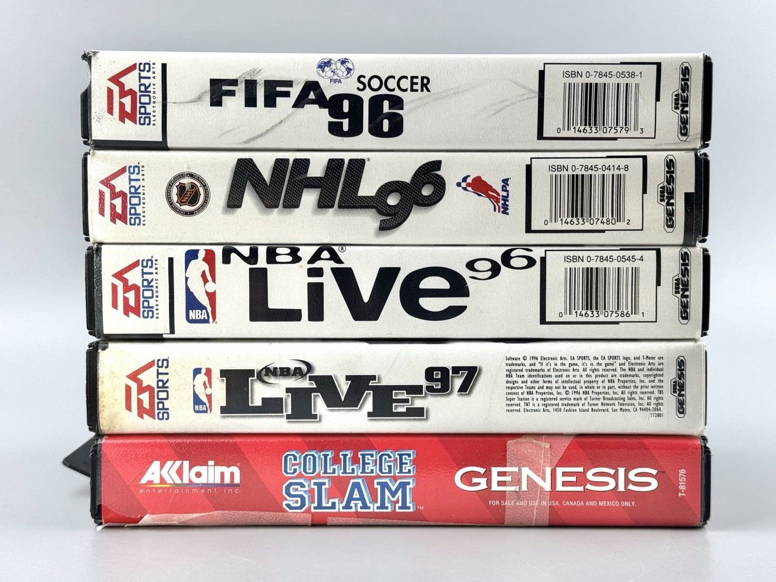 SEGA Genesis Sports Lot CIB – NBA Live 96 97, FIFA Soccer, NHL, College Slam