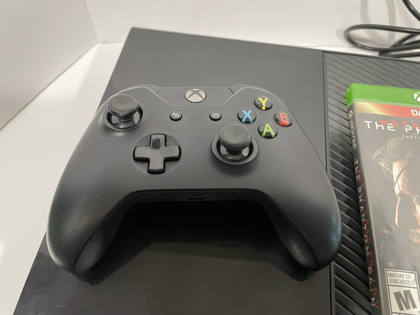 Xbox One Console Bundle 1 Controller & 3 games 500GB 1540 TESTED