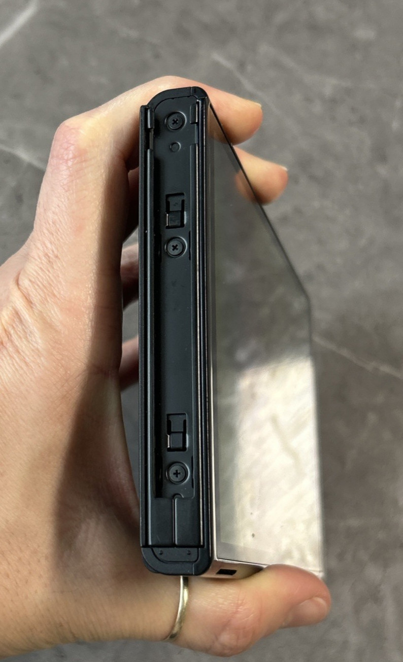 Nintendo Switch OLED Model HEG-001 – 64GB Handheld console | Tablet only