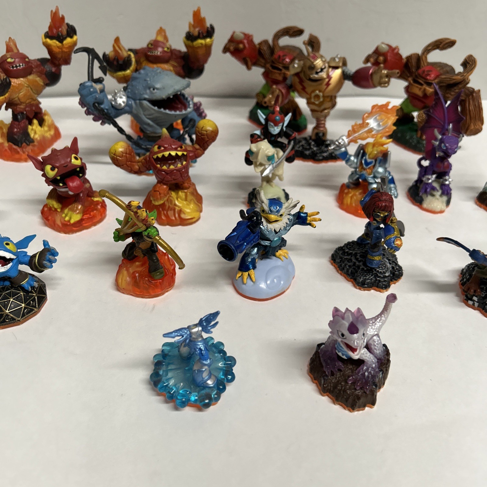 Skylanders Giants Mixed Lot of 21 Figures Activision Skylanders Figures READ