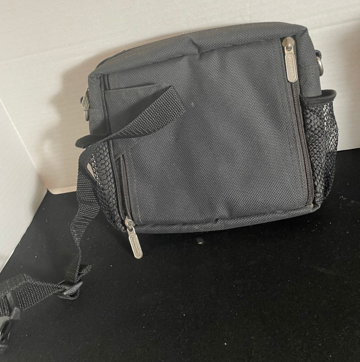 Official Nintendo Game Boy Advance Carry Case Fanny Pack (Missing Strap)