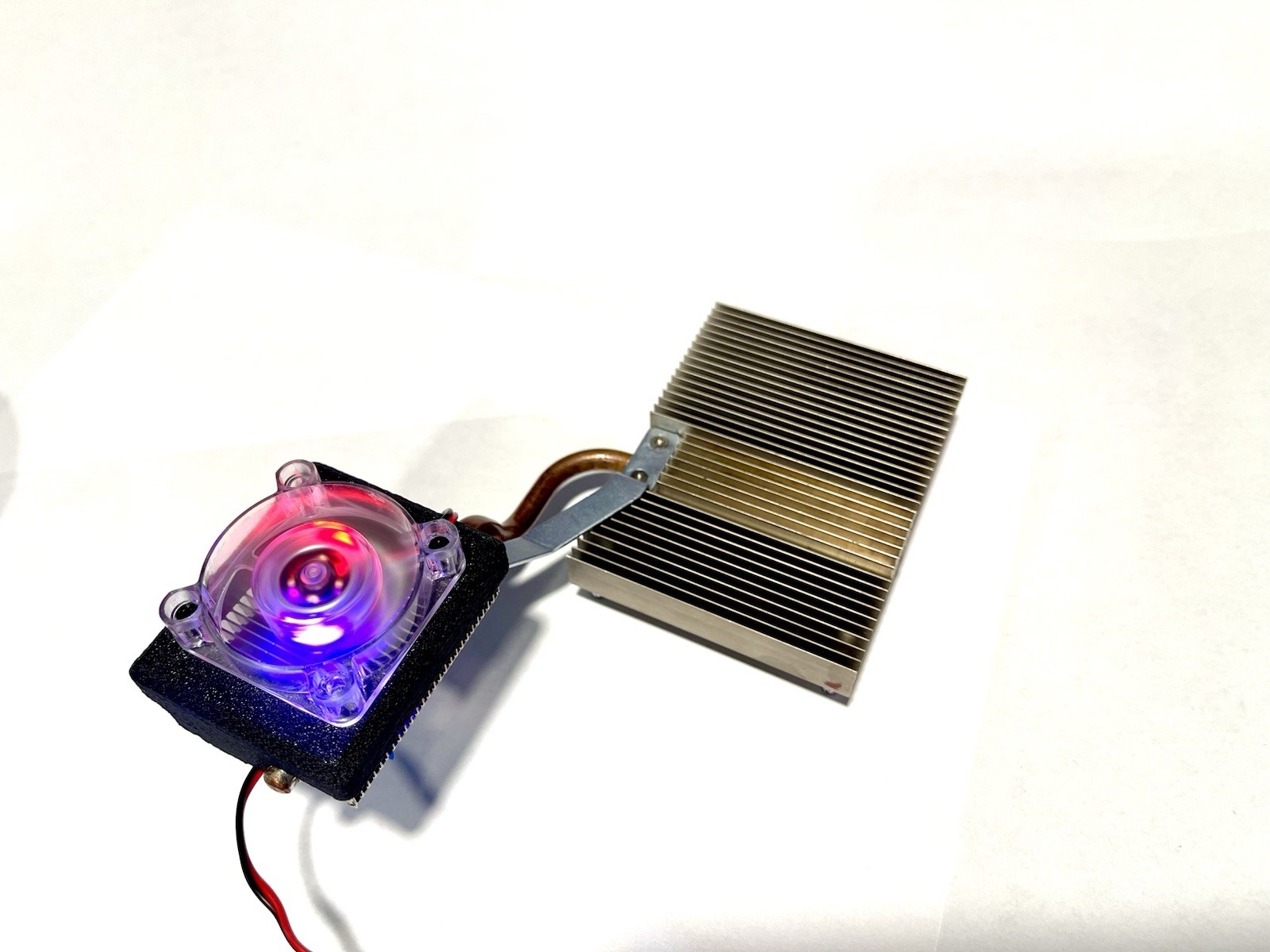 Xbox 360 Gpu Heatsink RGB Fan Cooler – Upgrade Clip On – Easy Installation