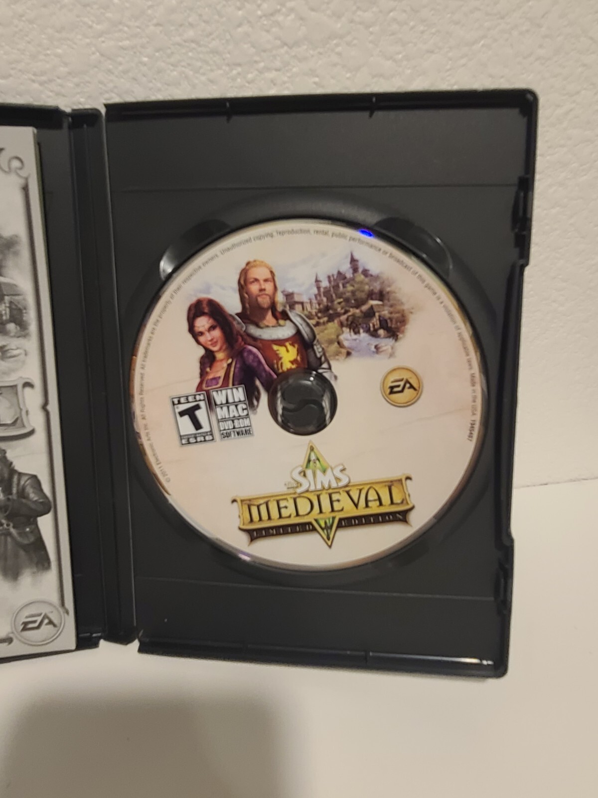 The Sims Medieval Limited Edition PC Mac CIB Complete w/ Prima Strategy Guide