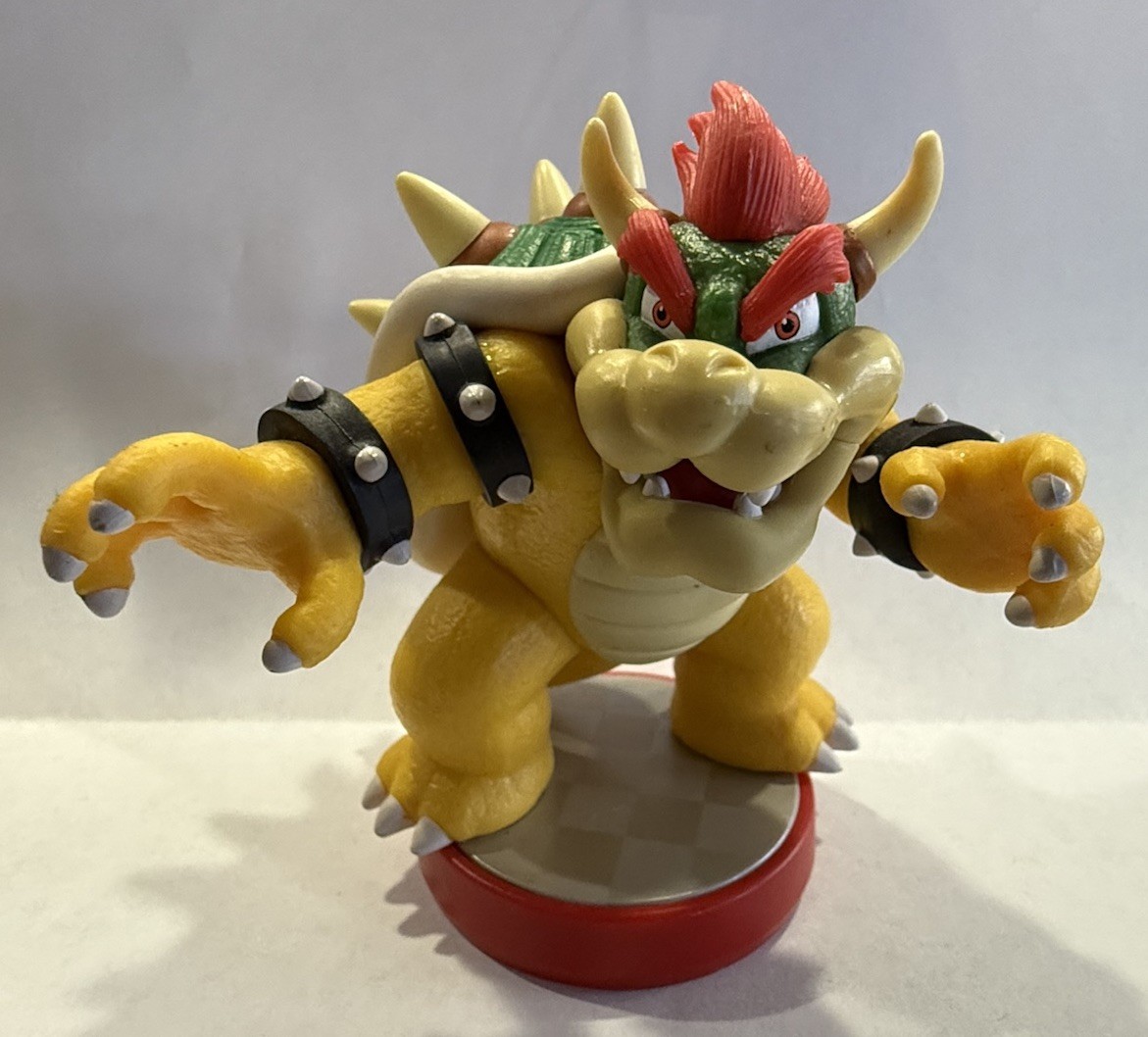 Nintendo Amiibo Super Mario Bros Bowser Figure Red Base Switch WIIU 3DS NFC