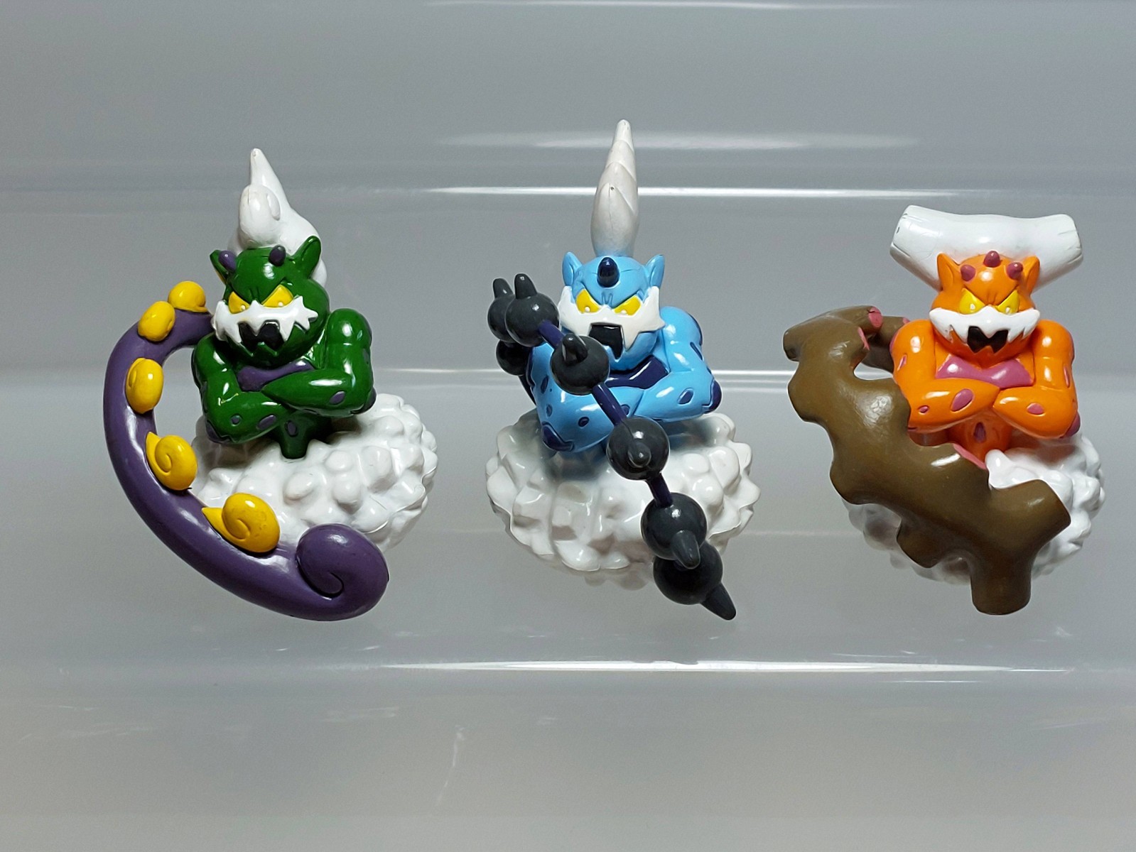 Thundurus Landorus Tornadus Pokemon Monster Collection Figure Tomy B04 1.5-1.8in