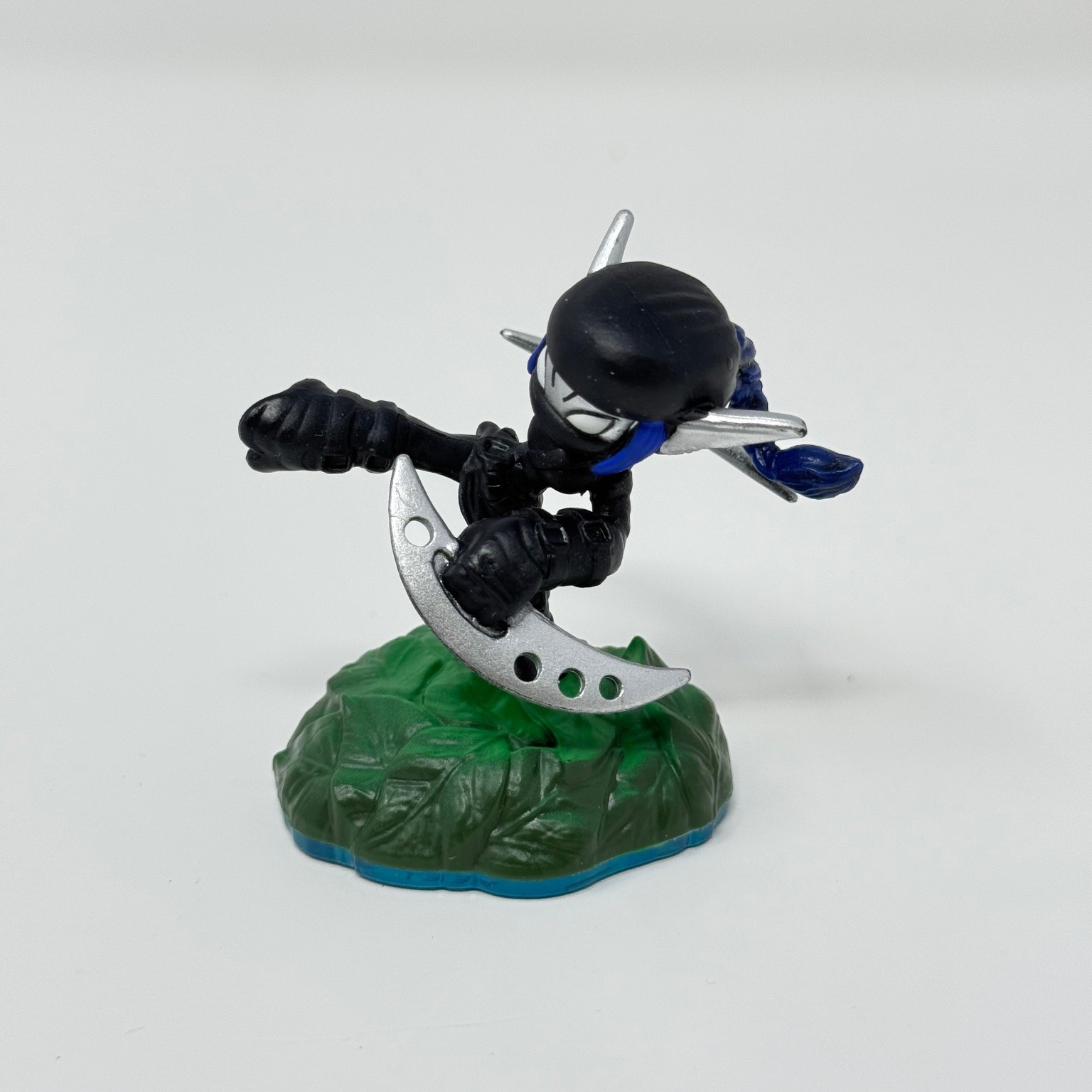 Activision Skylanders Dark Stealth Elf Figure Spyro’s Adventure Universal