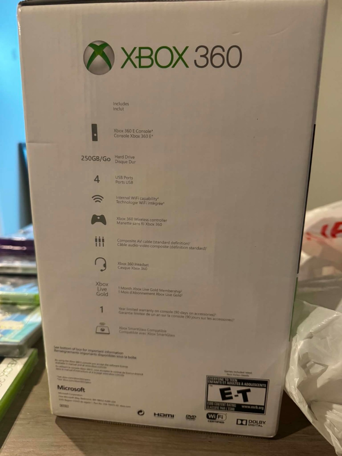 Xbox 360 E 250 Go BRAND NEW BOX OPEN # 1538 COLLECTOR ITEM EN/FR