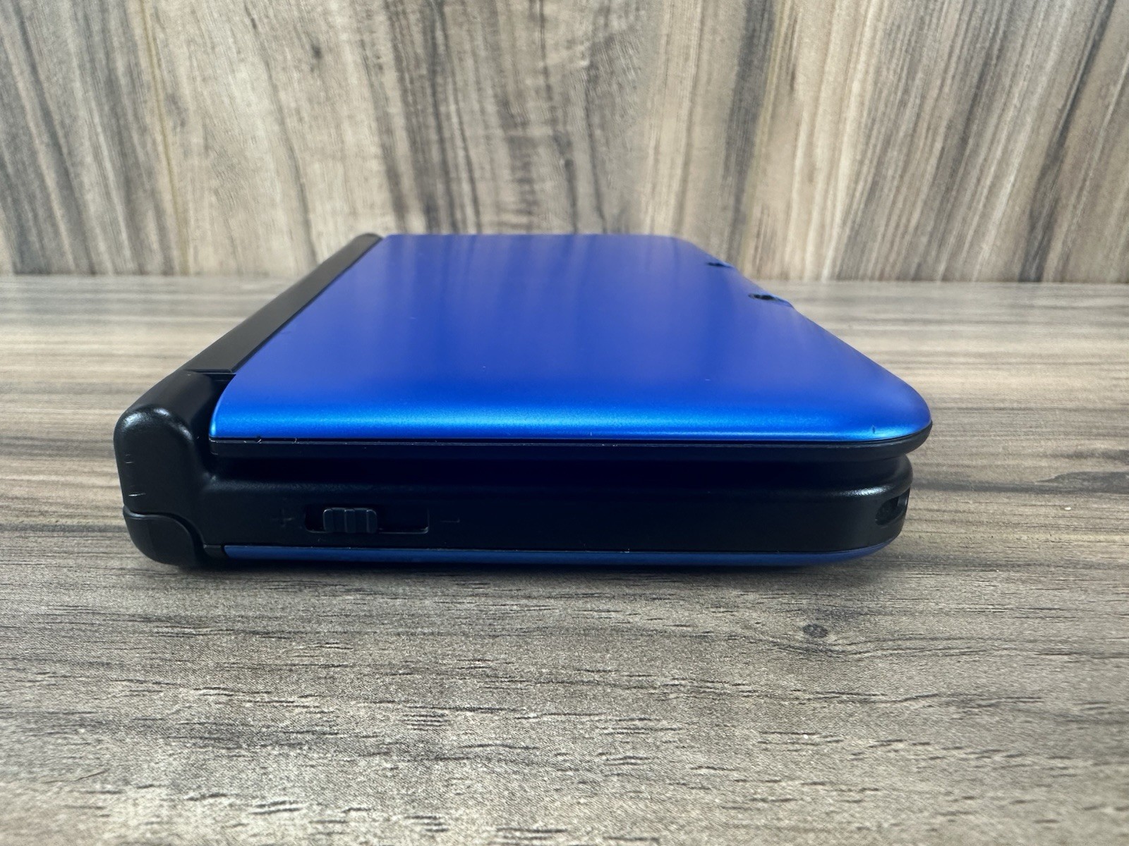 Nintendo 3DS XL Handheld System – Tested – Blue/Black With Charger SD & 3 Games