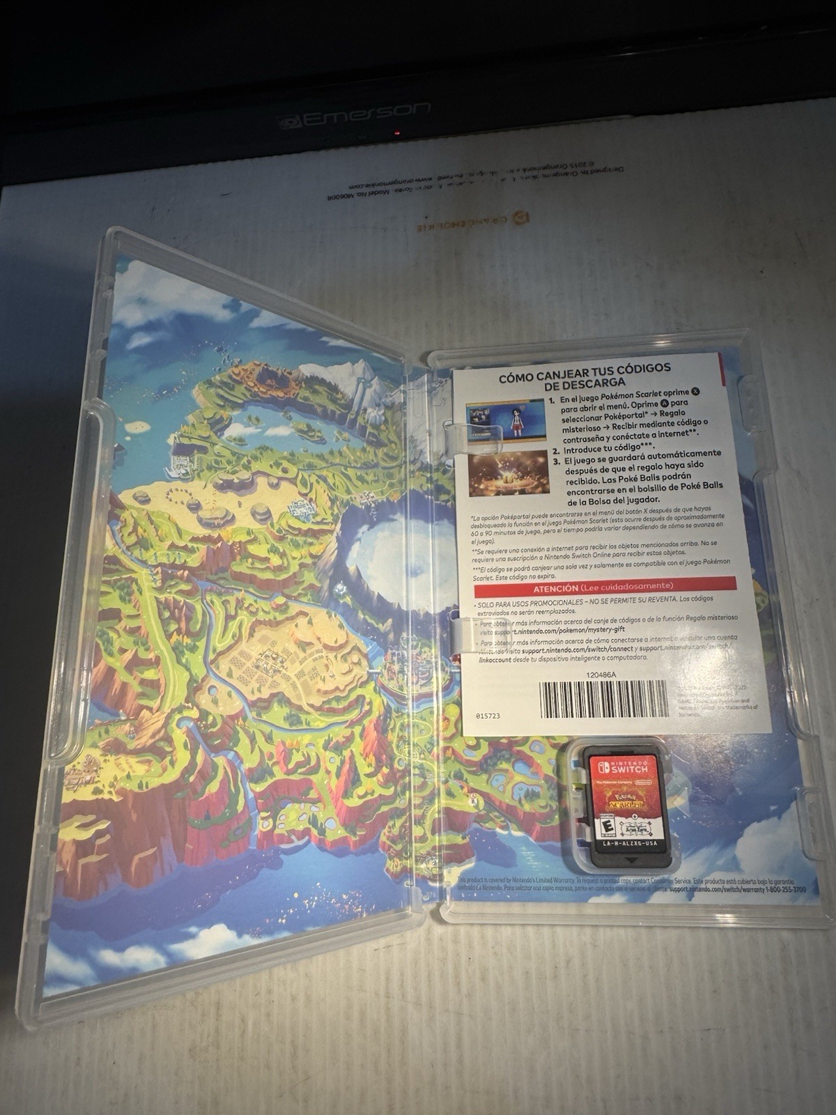 Pokemon Scarlet +The Hidden Treasure of Area Zero Bundle – Nintendo Switch, 2023