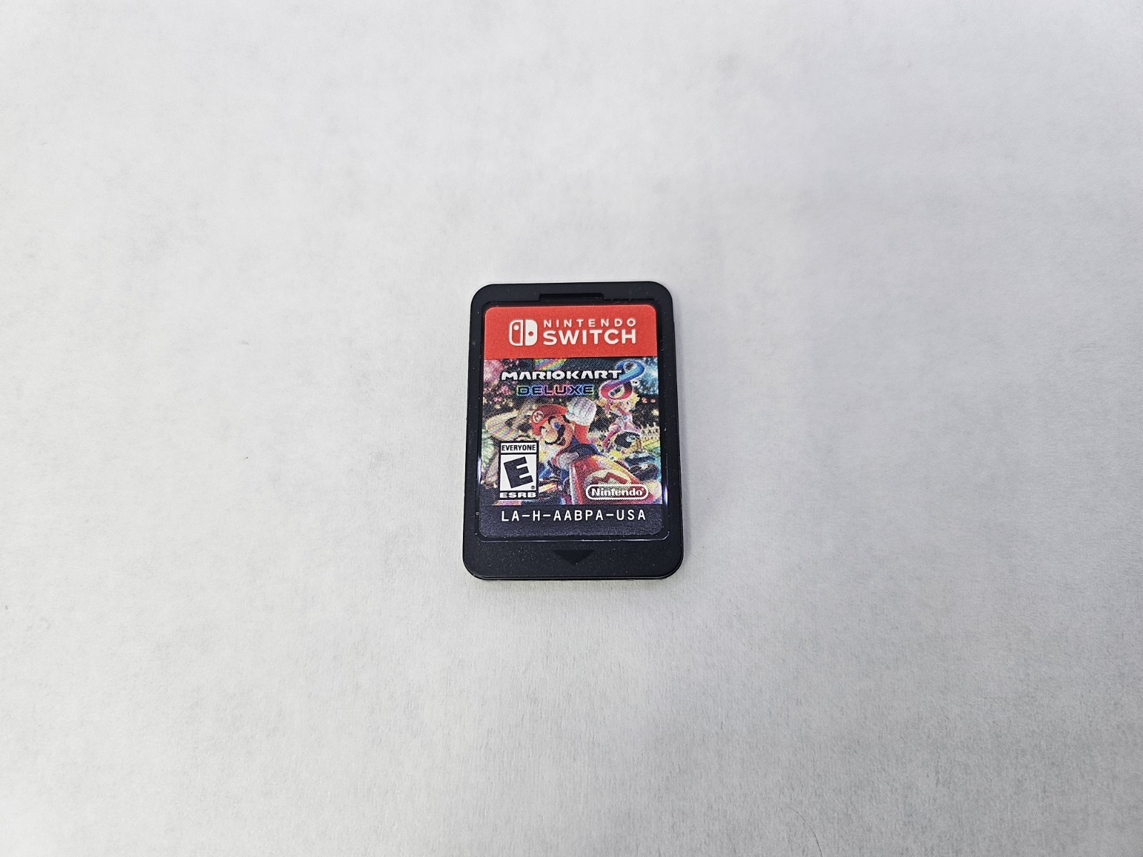 Mario Kart 8 Deluxe (Nintendo Switch, 2017) Cartridge Only