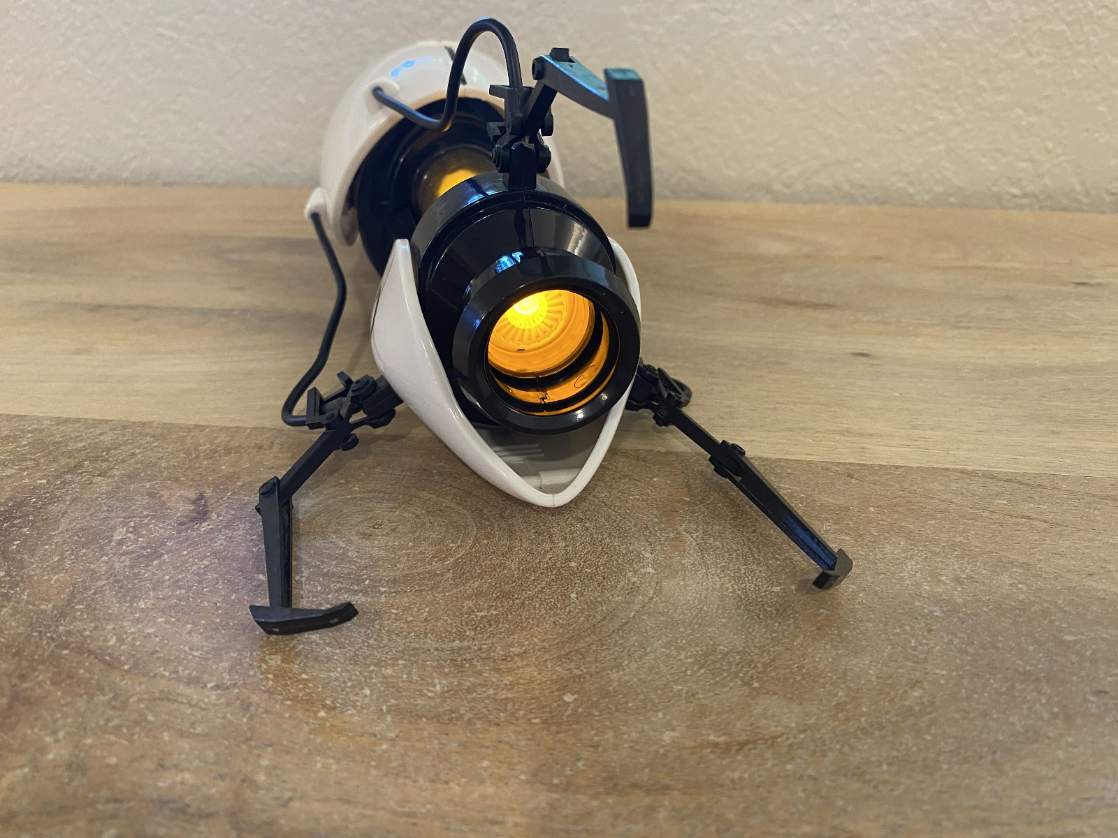 ThinkGeek Valve Portal 2 Aperture Laboratories Handheld Portal Device