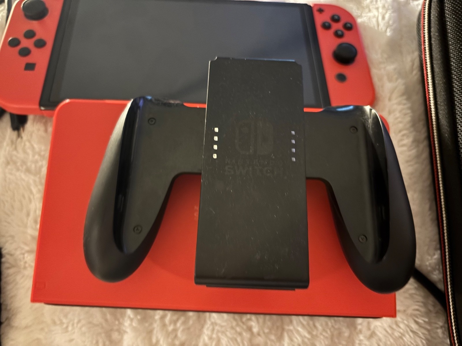 Nintendo Switch (OLED Model) Super Smash Bros. Bundle 64GB Console – Gray