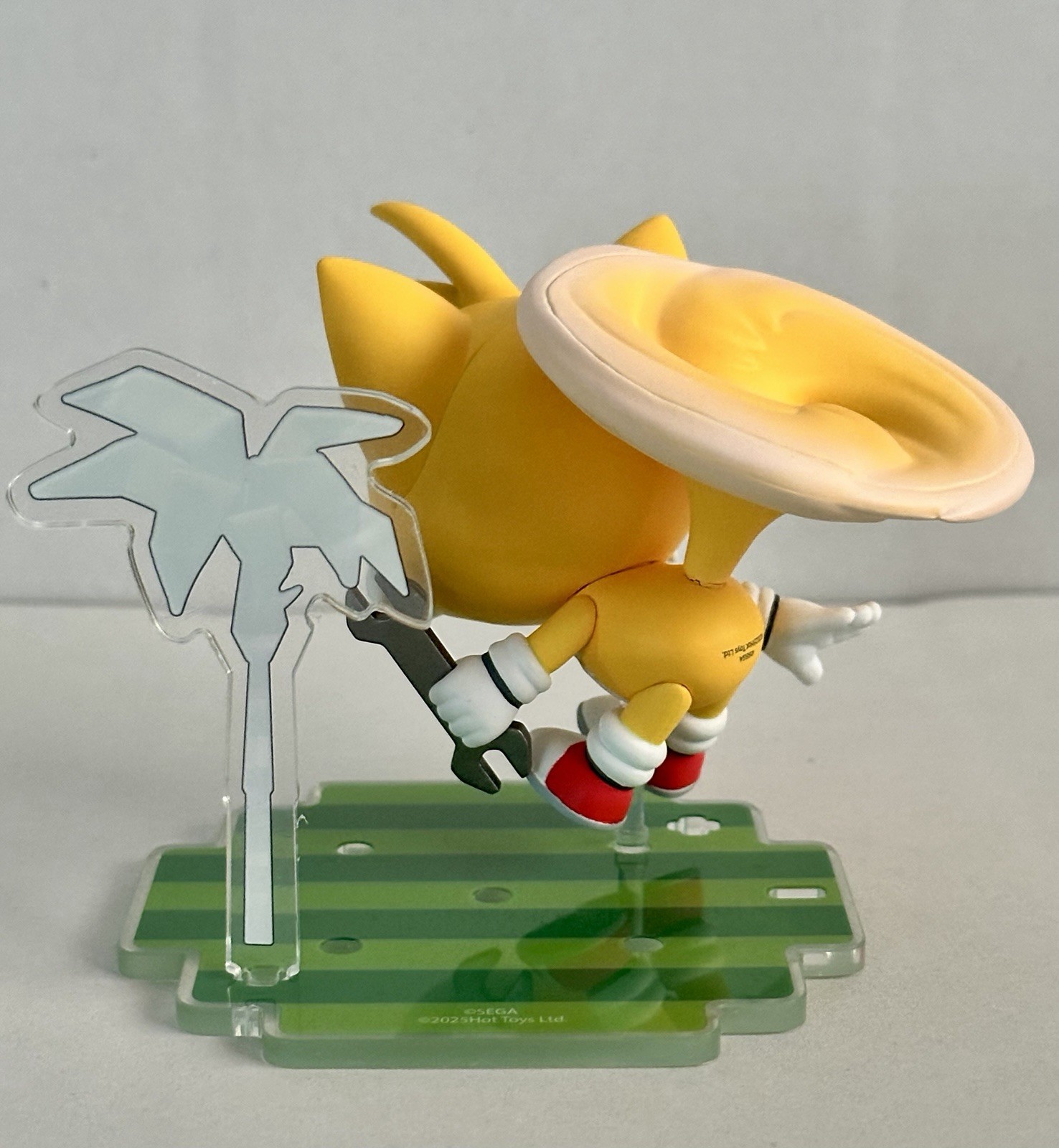 Hot Toys Cosbi Collection Sonic the Hedgehog Tails Boxed Collectible Figure