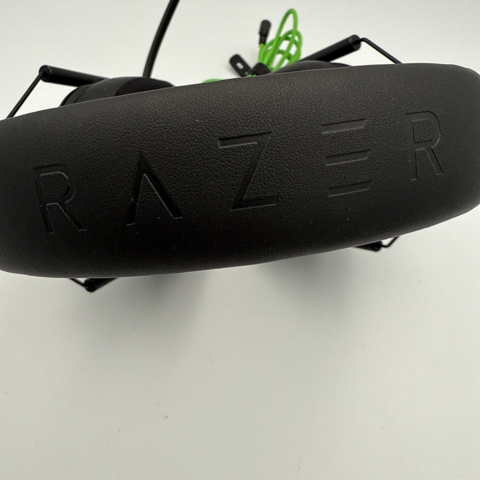 Razer BlackShark V2 Wired Gaming Headset – THX Spatial Audio – Tested Working